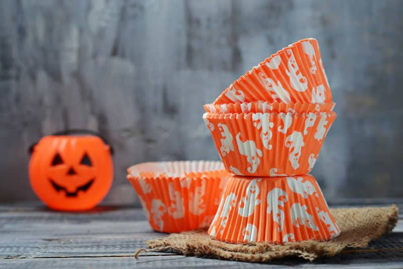 Paper baking cups for Halloween cupcakes